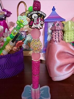 Fabulous Pink Beaded Unicorn bling pen